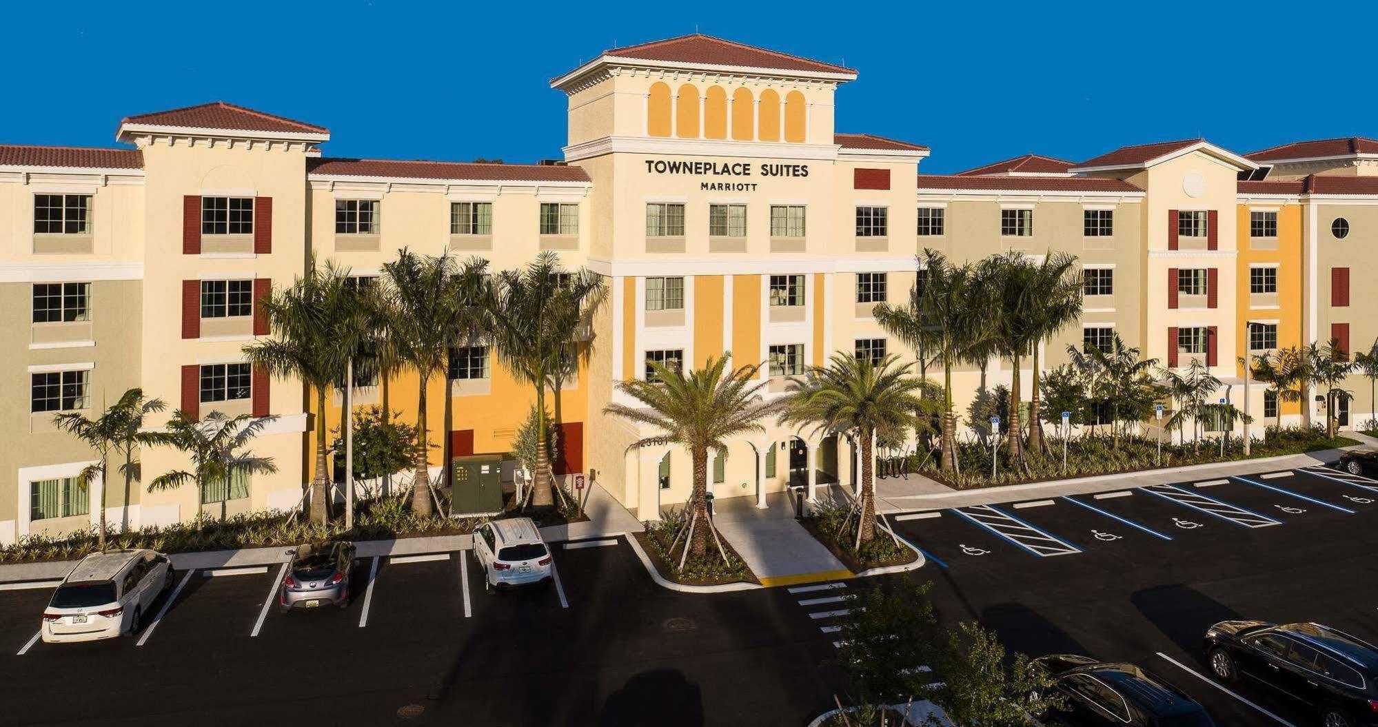 Towneplace Suites By Marriott Fort Myers Estero Zewnętrze zdjęcie